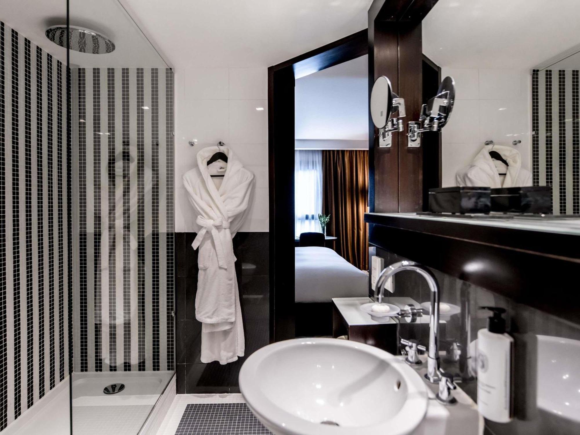 Superior Double Room King-size Bed